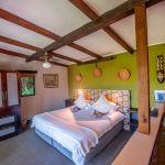 Villa at Hog Hollow: Stay 4 nights for the price of  3